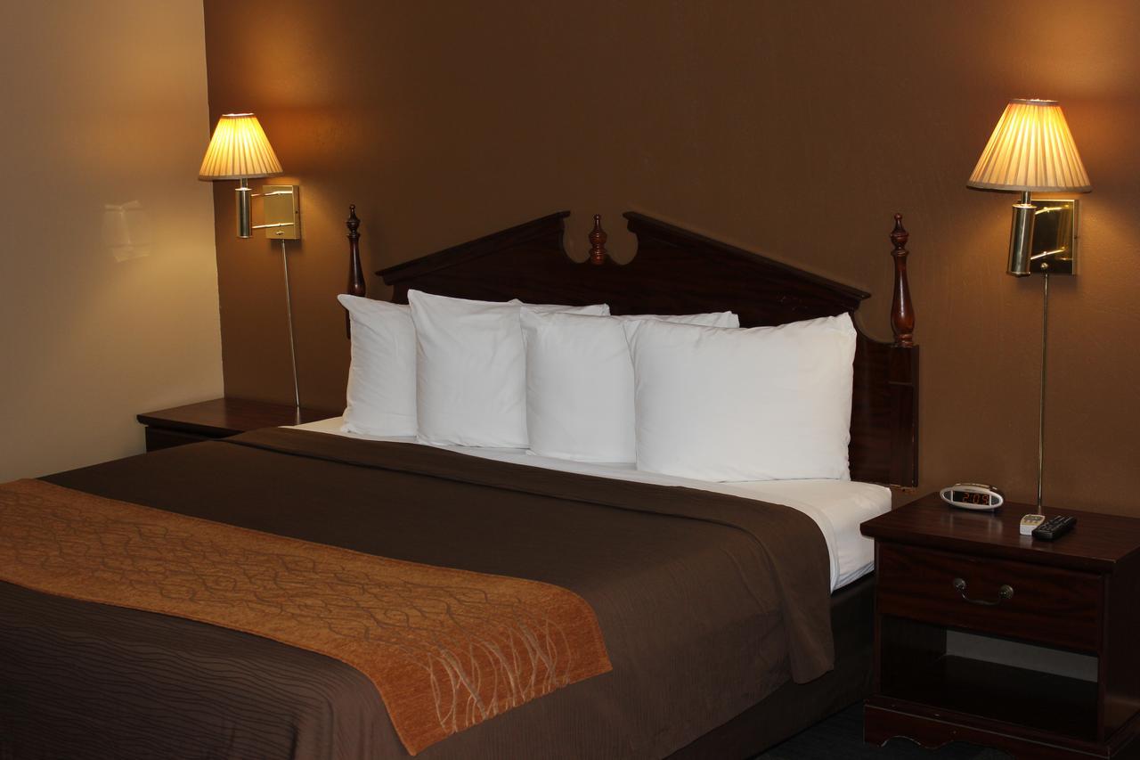 อีโคโน ลอดจ์ Hotel Oskaloosa ภายนอก รูปภาพ