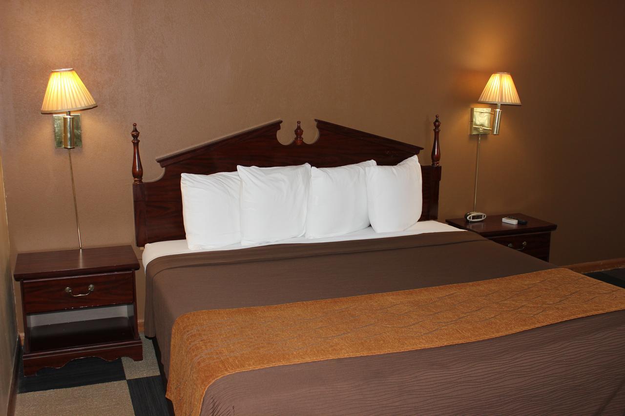 อีโคโน ลอดจ์ Hotel Oskaloosa ภายนอก รูปภาพ
