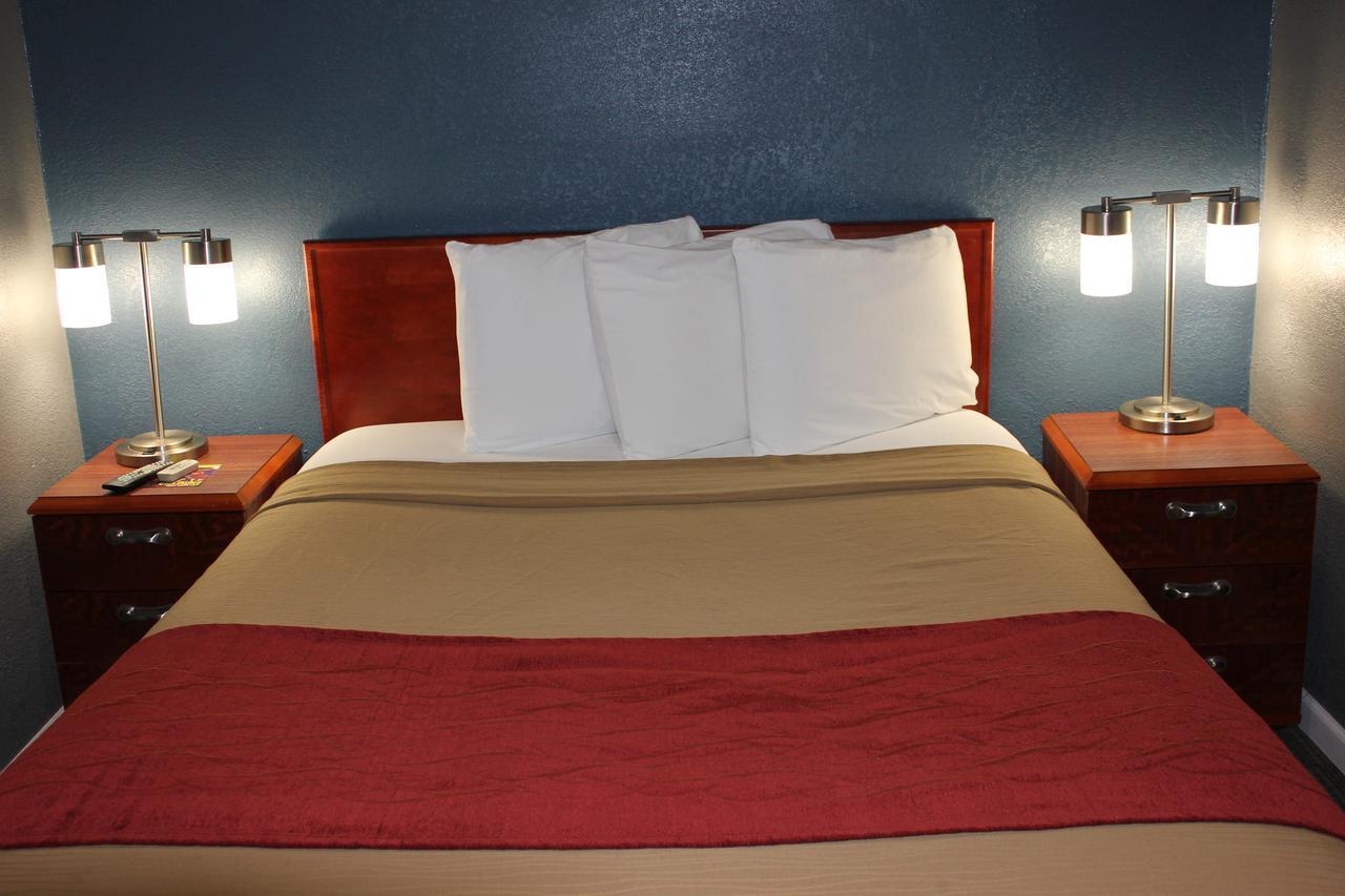 อีโคโน ลอดจ์ Hotel Oskaloosa ภายนอก รูปภาพ